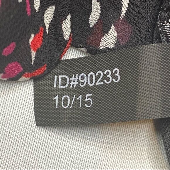 Express abstract print long sleeve surplice romper - Picture 14 of 16